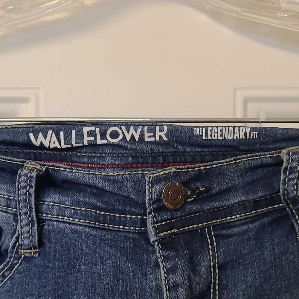 Wallflower Women's Denim Boot Cut Jeans - Picture 2 of 5
